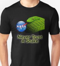 NEVER Trust a Snake Unisex T-Shirt