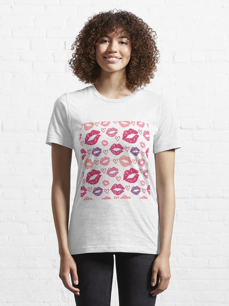 Kiss Me Buccaneers Lips T-Shirt