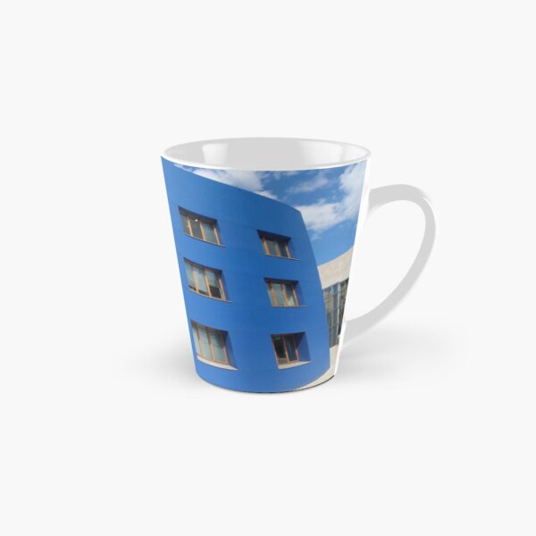 Vista previa del artículo con la obra «Anexo cilíndrico azul - Museo Guggenheim, Bilbao, España.», diseñado y vendido por Marilyn Harris.