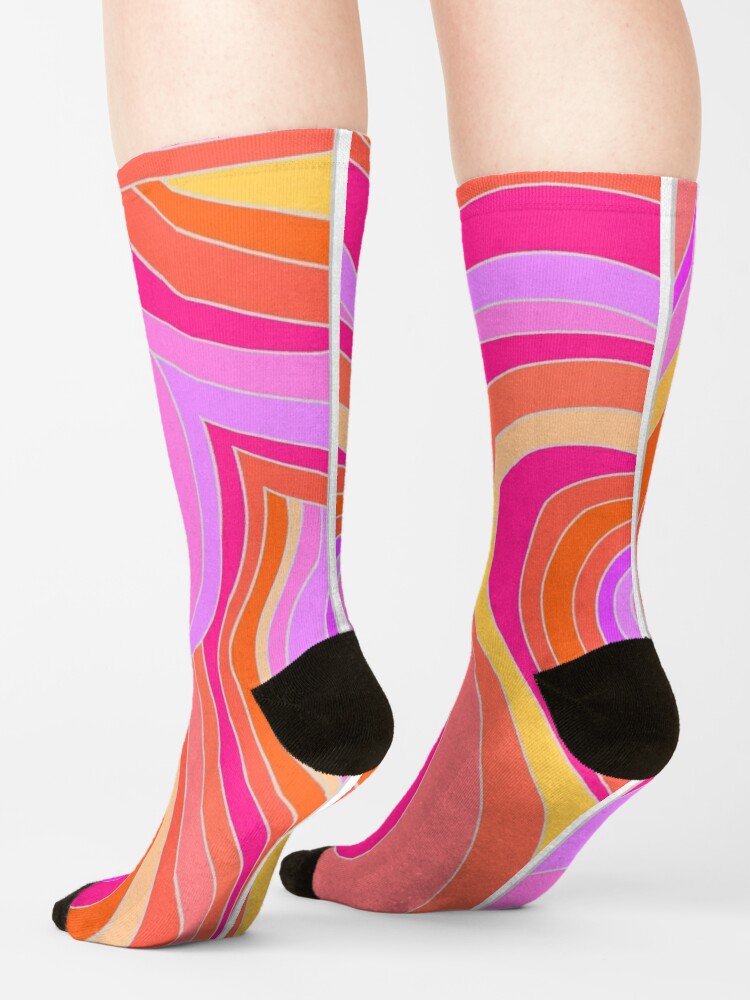 Disover Pink Abstract Psychedelic Retro Design | Socks