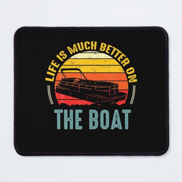 Artikelvorschau, Das Leben ist besser auf einem Boot Captain Boater Boating Retro entworfen und verkauft von SethBroek.