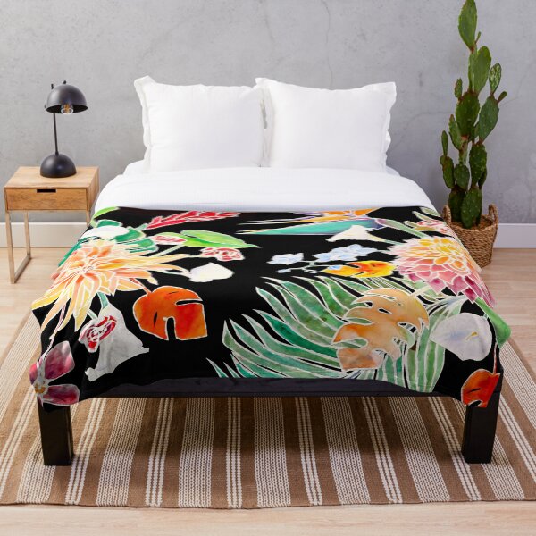 Item preview, Wonderful Flowers de Julianna Gallardo, Tran Nguyen y Lawrence Yun designed and sold by ableartswork.