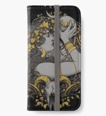 THE WITCH iPhone Wallet/Case/Skin