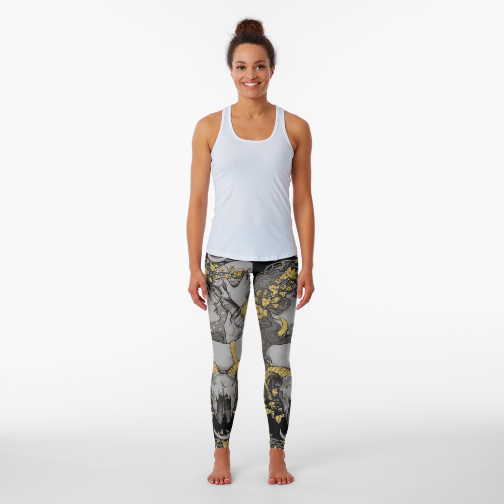 Artikel-Vorschau von Leggings, designt und verkauft von medusadollmaker.