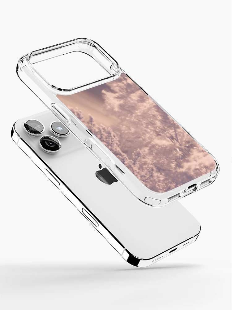 Aperçu 2 sur 5. Coque iPhone avec l'œuvre Arbres infrarouges créée et vendue par Shellyrew.