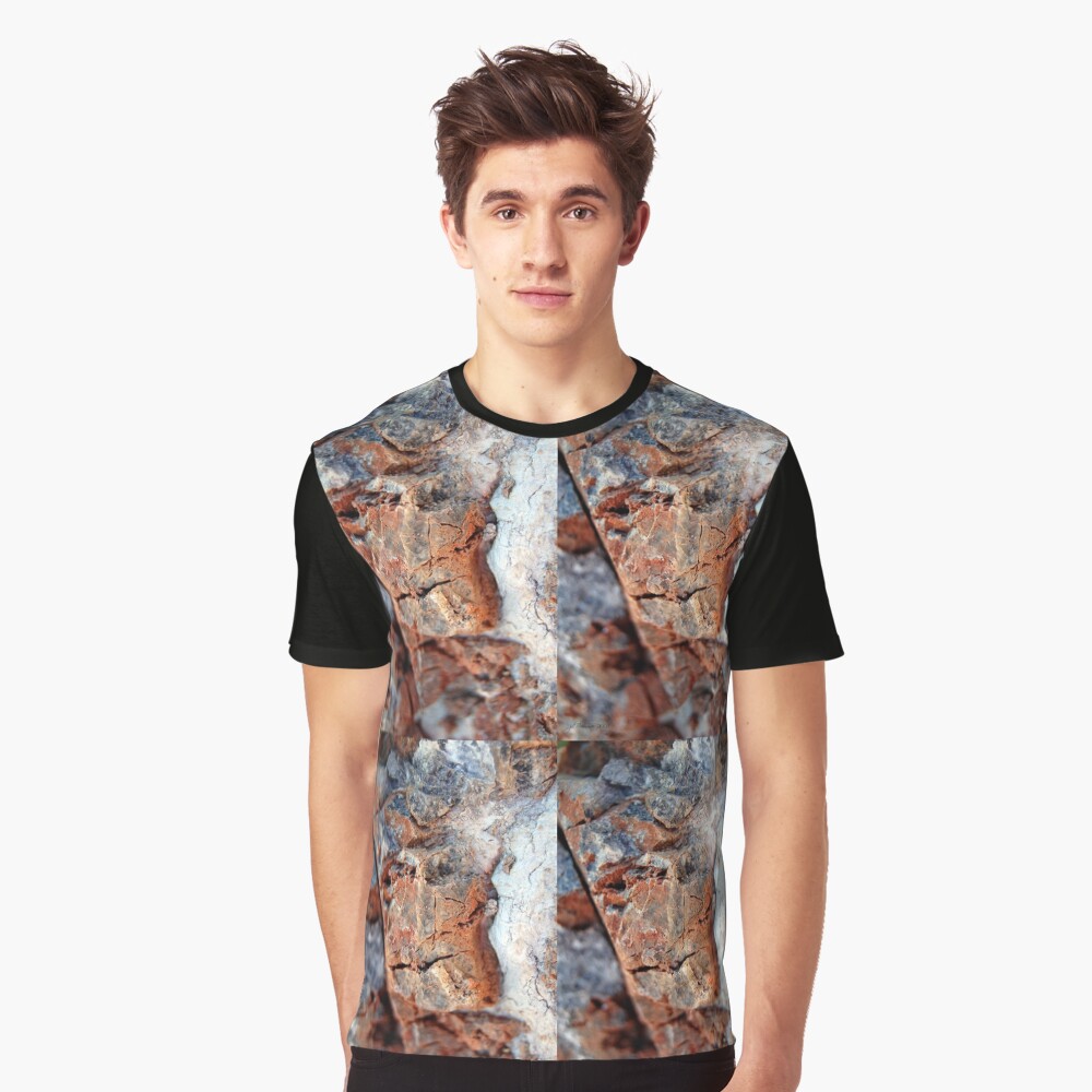 Chiseled Graphic T-Shirt