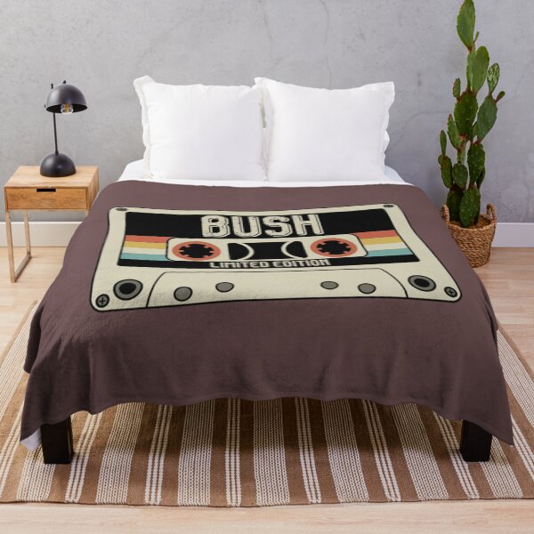 Artikelvorschau, Bush T-ShirtBush Name - Limited Edition - Vintage Style entworfen und verkauft von OkazaSaitama.