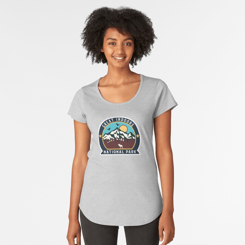 Vista previa del artículo con la obra «Camiseta premium de cuello ancho», diseñado y vendido por Road-tees.