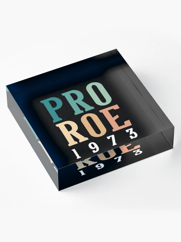 Thumbnail 4 von 5, Acrylblock, Pro Rogen designt und verkauft von Kiki Art.