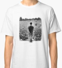 OASIS AT KNEBWORTH - posterized image. ICONIC Classic T-Shirt