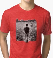 OASIS AT KNEBWORTH - posterized image. ICONIC Tri-blend T-Shirt