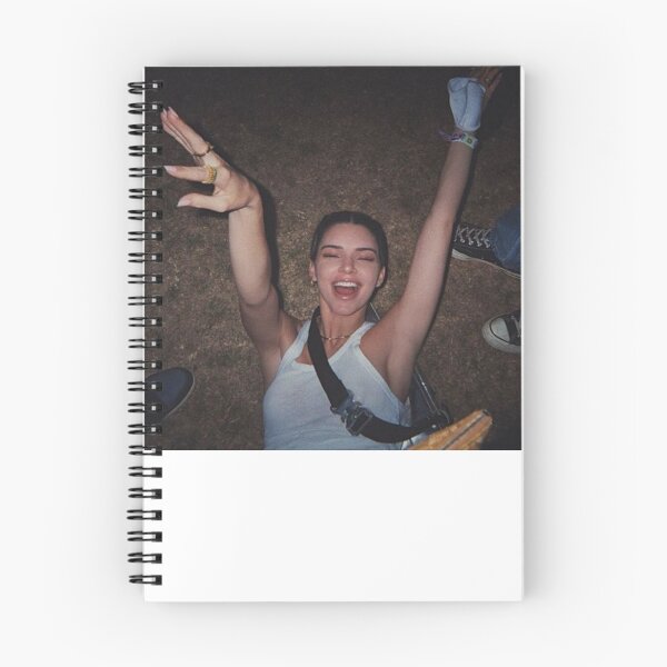 Item preview, Copie de Kendall Jenner : cigarette designed and sold by Louiscardin.