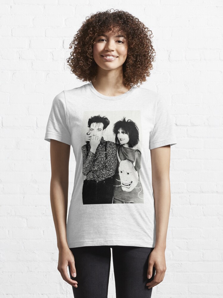 Discover Robert Smith of The Cure | Essential T-Shirt 