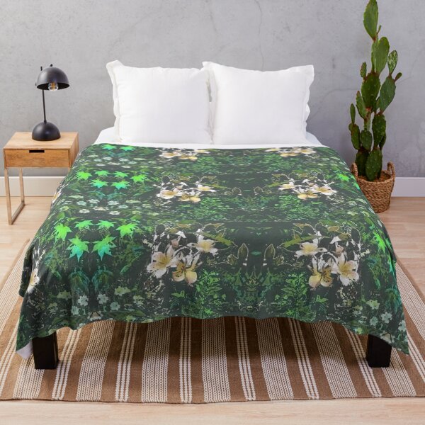 Artikelvorschau, Blumentapete entworfen und verkauft von oddityghosting.