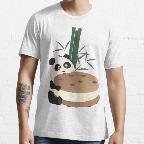 Ein Panda isst ein Eiscremesandwich Essential T-Shirt