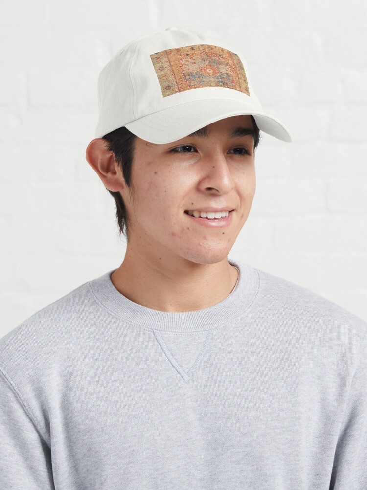 Aperçu 3 sur 7. Casquette avec l'œuvre Impression de tapis persan du XVIe siècle créée et vendue par bragova.