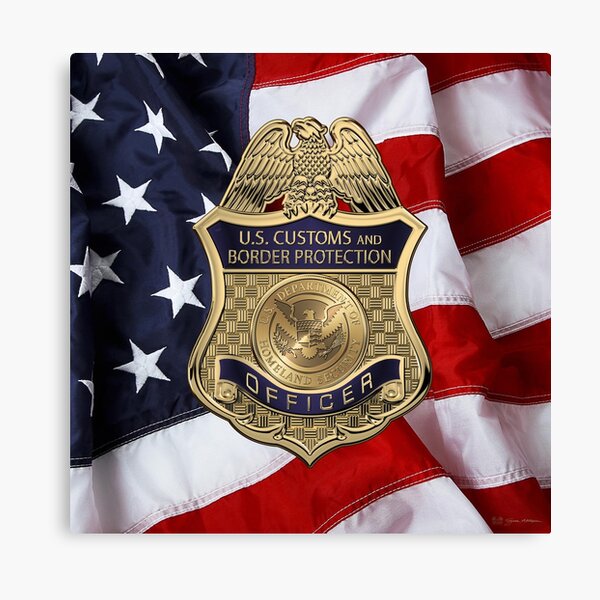 Artikel-Vorschau von U. S. Customs and Border Protection – C B P Offiziersabzeichen über amerikanischer Flagge, designt und verkauft von Serge Averbukh Art Studio.
