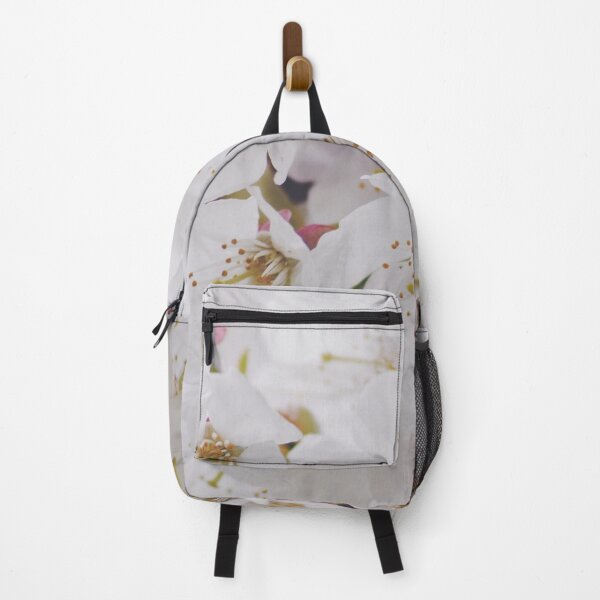 Vista previa del artículo con la obra «Hermosa flor de cerezo blanca en primavera», diseñado y vendido por RGMXPhotography.
