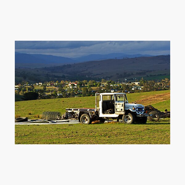 Item preview, Omeo designed and sold by Darren Stones.