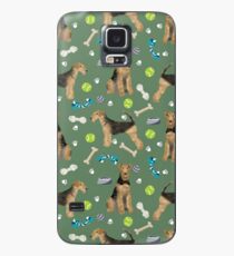 Airedale Terrier Dog toys tennis balls pattern dog breed customized pet portrait by pet friendly Case/Skin for Samsung Galaxy