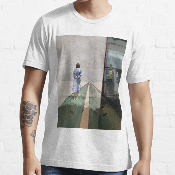 T Shirt La Vie Devant Par Tito Victoriano Redbubble 6124