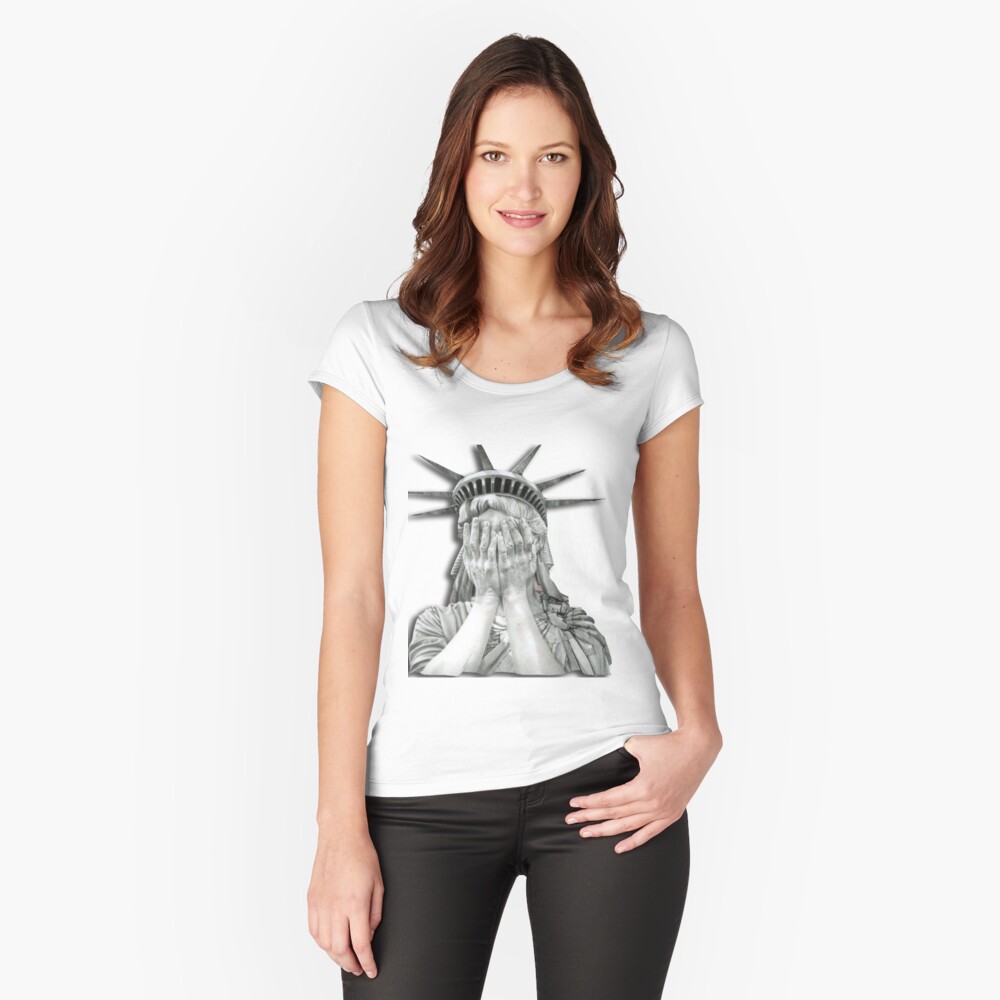 Artikel-Vorschau von Tailliertes Rundhals-Shirt, designt und verkauft von TheBlankVerse.