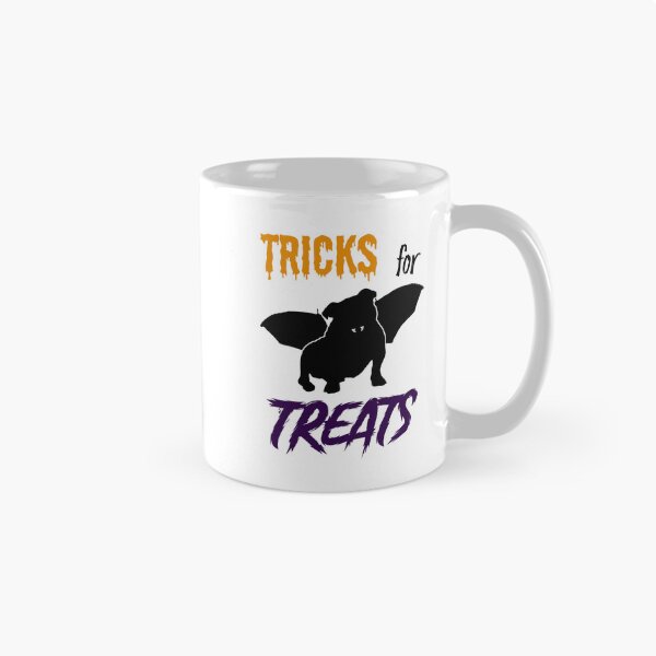 Aperçu de l'œuvre Bulldog Bat "Tricks for Treats" - Conception de costumes d'Halloween pour chiens créée et vendue par DesignsofWhimsy.