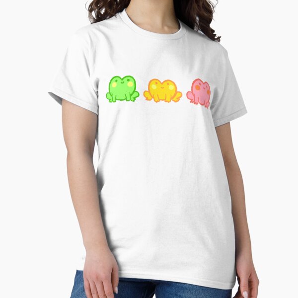 3 Super Cute Frogs Classic T-Shirt