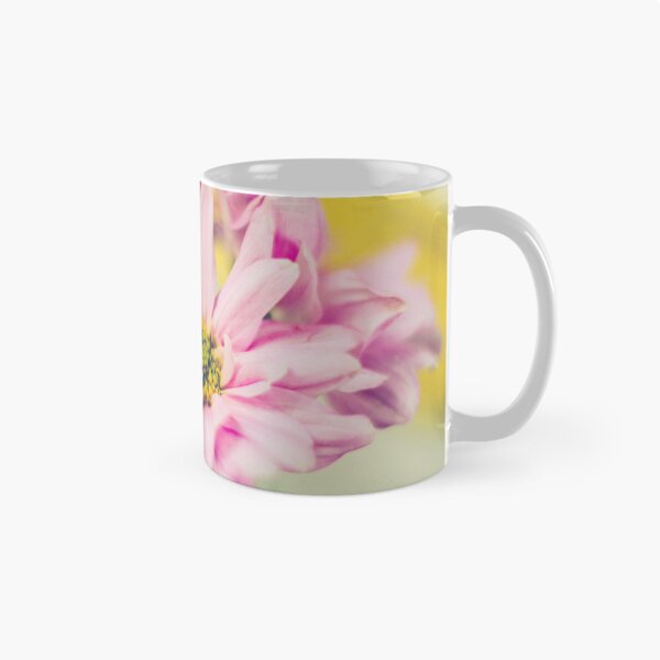 Artikelvorschau, Vintage rosa Blumenarrangements im Glas entworfen und verkauft von MyArt23.