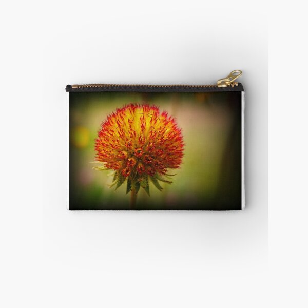 Aperçu de l'œuvre Flower Bud créée et vendue par fantasytripp.
