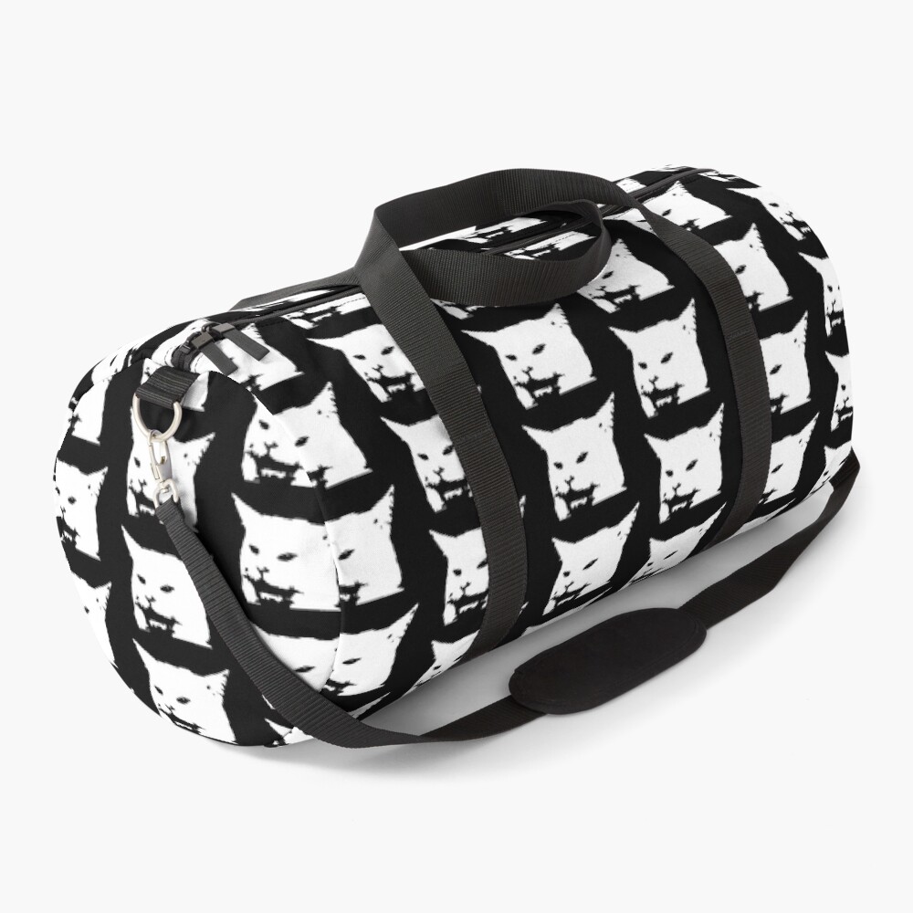 Aperçu de l'œuvre Sac de sport créée et vendue par Tim-Tim11.