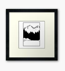 Berg mit einem See Gerahmtes Wandbild