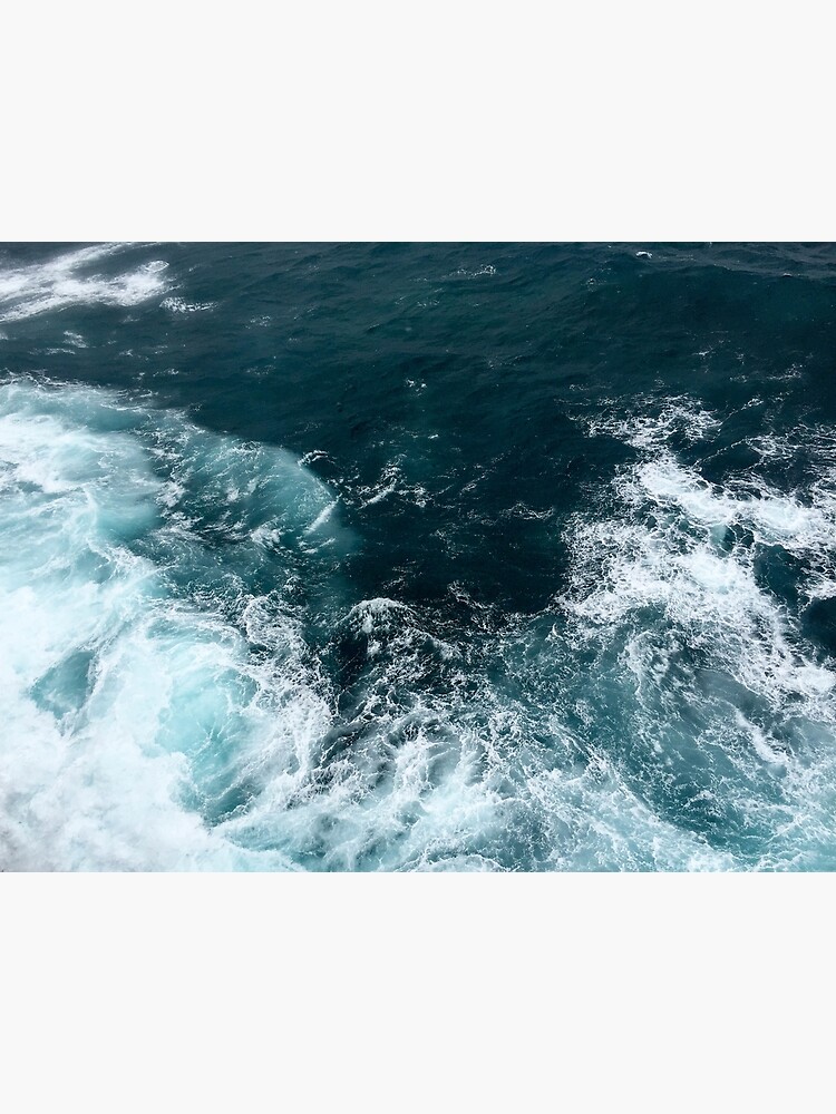 Little Wave by TravelDream