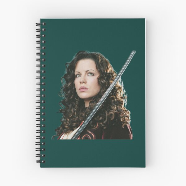 Artikelvorschau, Kate Beckinsale Kate Beckinsale Anna Valerious Klassiker entworfen und verkauft von GaiaShopGift.