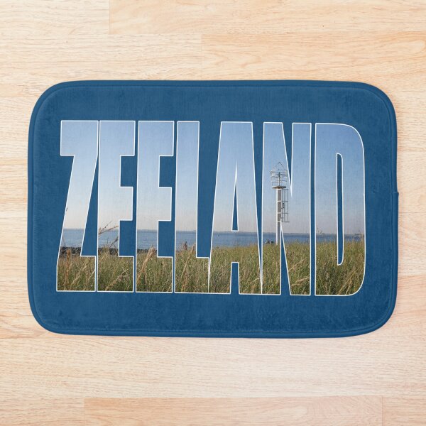 Aperçu de l'œuvre Texte Zeeland avec incrustation d'un paysage terre et mer en photo de la zélande aux Pays-Bas créée et vendue par PausePapote.