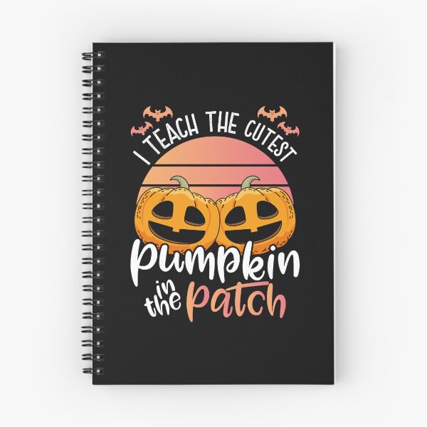 Aperçu de l'œuvre Professeur d'Halloween, j'enseigne les citrouilles les plus mignonnes du patch créée et vendue par omgsavariya.