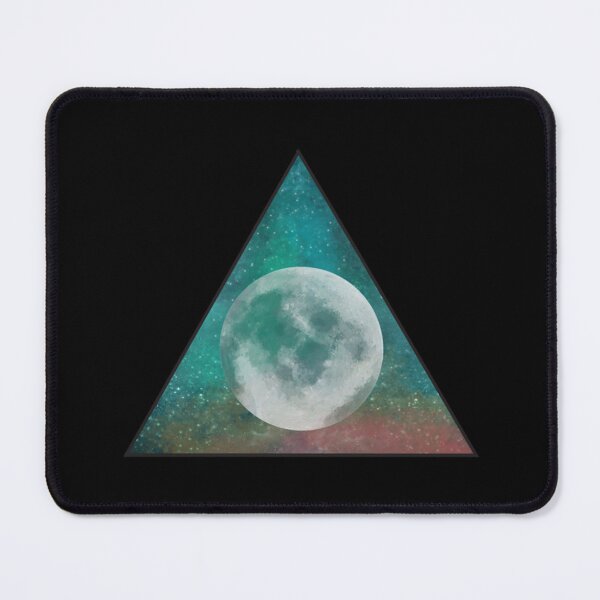 Item preview, triangle designed and sold by GUDIO.