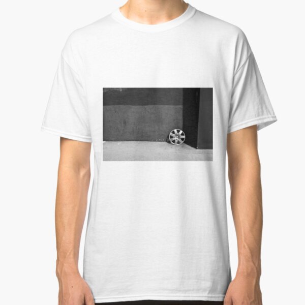 Urban detritus - Brisbane Queensland Classic T-Shirt