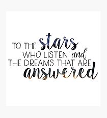 Wer Listen To The Stars - Sarah J. Maas Fotodruck