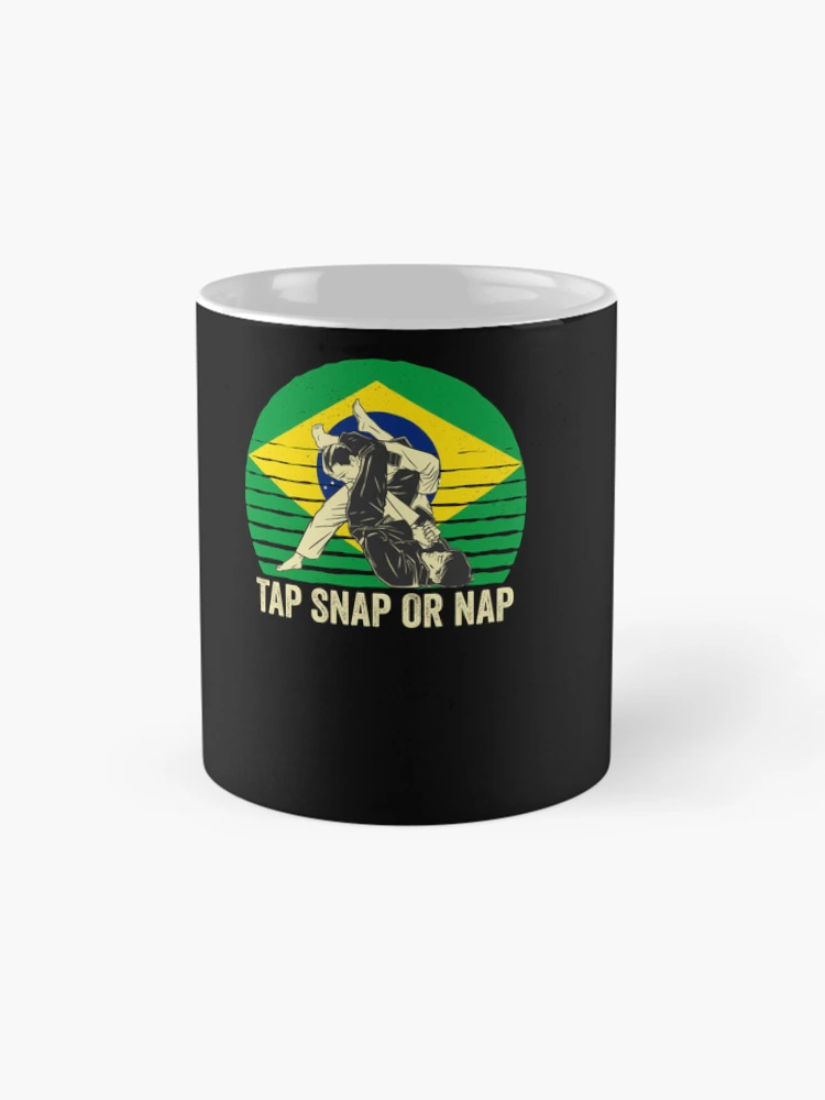 Aperçu 4 sur 6. Mug à café avec l'œuvre Tap Snap Or Nap - BJJ Brazilian Jiu Jitsu créée et vendue par Mc-R.