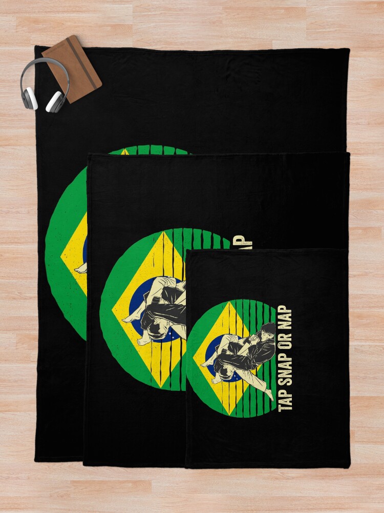 Aperçu 5 sur 6. Plaid avec l'œuvre Tap Snap Or Nap - BJJ Brazilian Jiu Jitsu créée et vendue par Mc-R.
