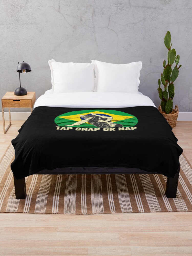 Aperçu 1 sur 6. Plaid avec l'œuvre Tap Snap Or Nap - BJJ Brazilian Jiu Jitsu créée et vendue par Mc-R.