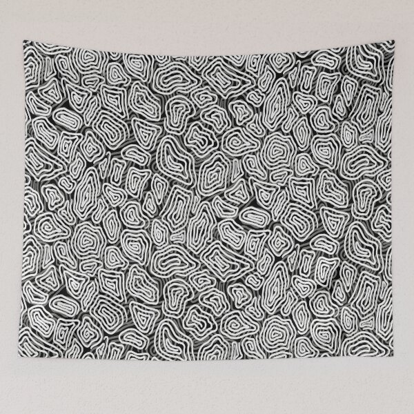 Artikelvorschau, Black and White Spiral Giraffe Print entworfen und verkauft von Carolina Diaz.