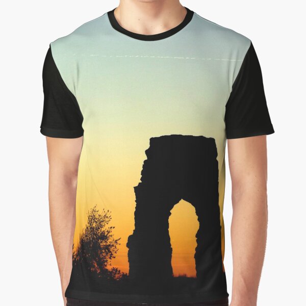 LANDSCAPE PHOTOGRAPHY ITALIAN, ROME RUIN AT SUNSET Graphic T-Shirt
