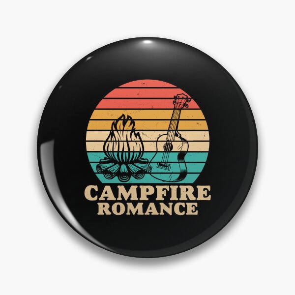 Artikelvorschau, Lagerfeuer Romance Retro Funny Lagerfeuer Romance entworfen und verkauft von StrongShirts.