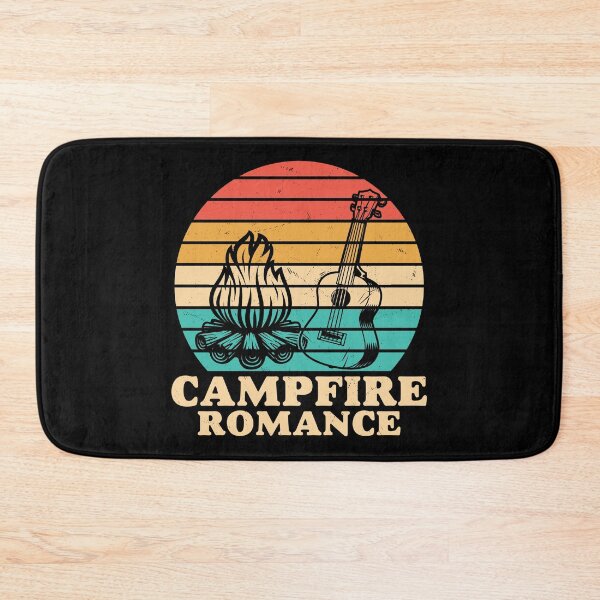 Artikelvorschau, Lagerfeuer Romance Retro Funny Lagerfeuer Romance entworfen und verkauft von StrongShirts.