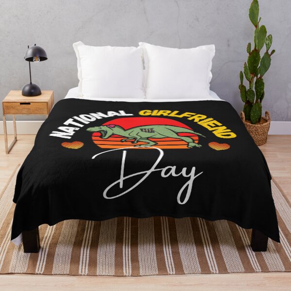 Artikelvorschau, Nationaler Tag der Freundinnen (Dino-GF-Sonnenuntergang-Design) entworfen und verkauft von UnboundFull.