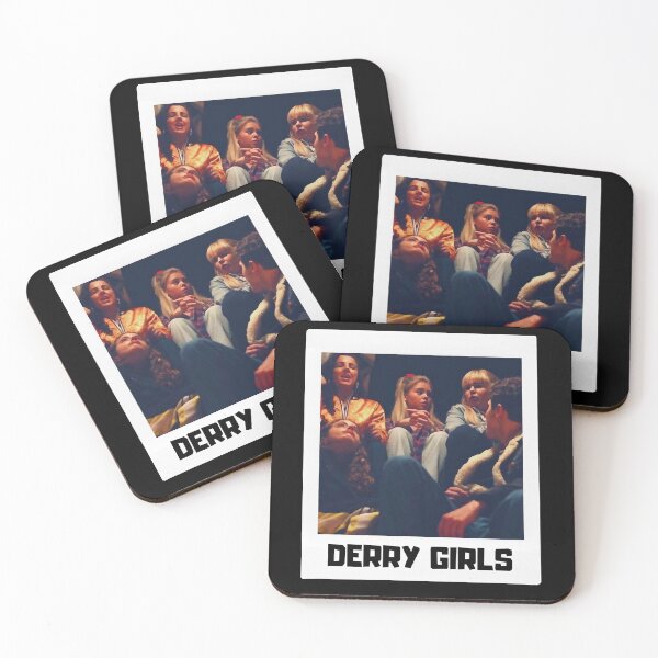 Aperçu de l'œuvre Cadeau d'amant Grand modèle Derry Girls génial pour les fans de musique créée et vendue par LuuPhan.