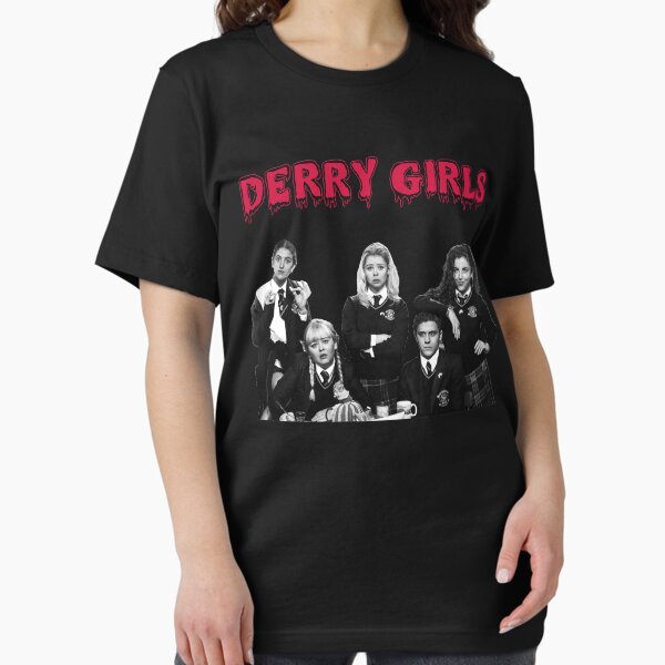 Vista previa del artículo con la obra «Música Vintage Retro Derry Girls Vintage Photograp», diseñado y vendido por LuuPhan.