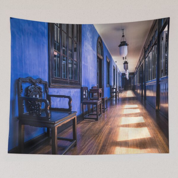 Artikelvorschau, Der blaue Korridor entworfen und verkauft von LukeDavidPhoto.